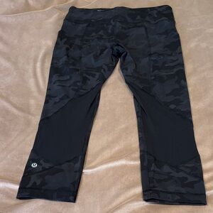 lululemon athletica Black Camo Leggings - Size 8